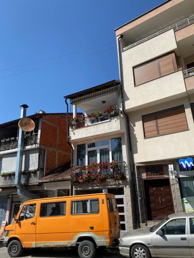 Ralin Apart Призрен Екстериор снимка